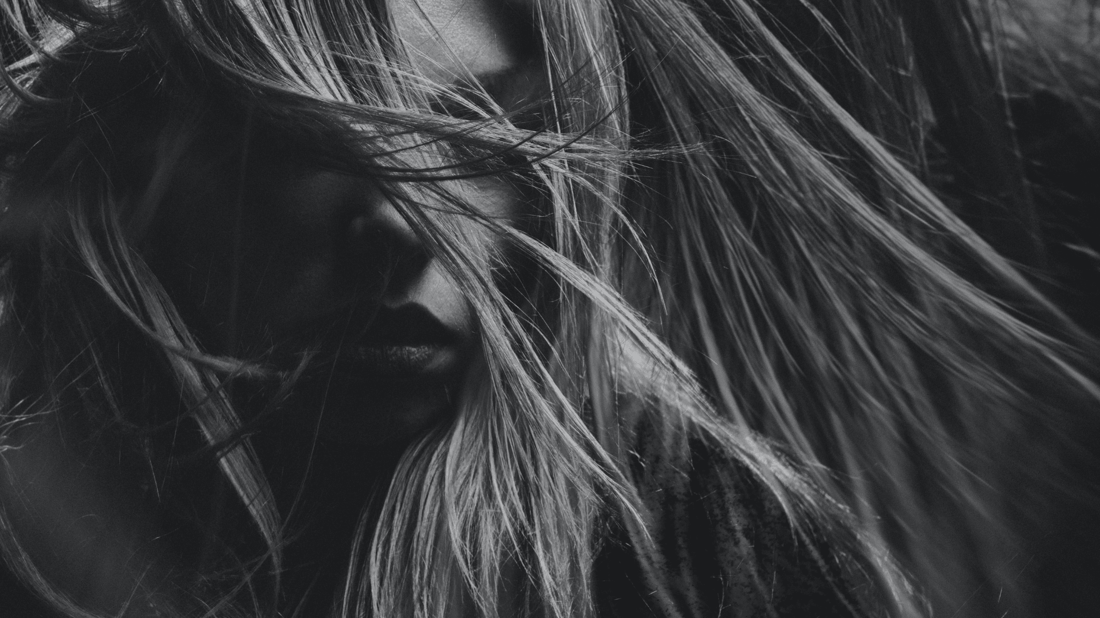 astuces cheveux gras